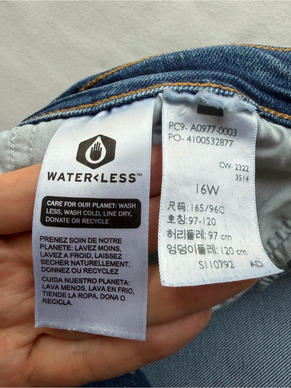 Levi’s Wedgie Straight Fit Women's Jeans (plus Size) Unstoppable Wear - Picture 9 of 13